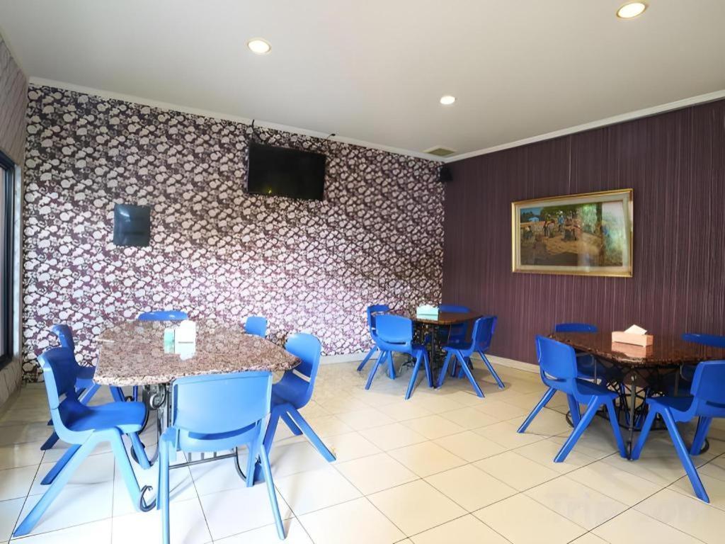 Hotel 678 Kemang Powered By Cocotel Jakarta Luaran gambar
