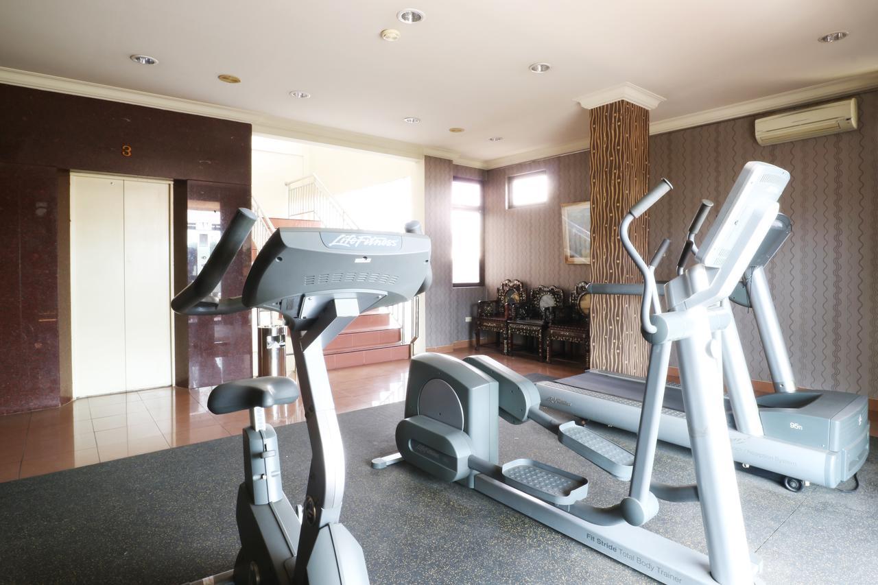 Hotel 678 Kemang Powered By Cocotel Jakarta Luaran gambar
